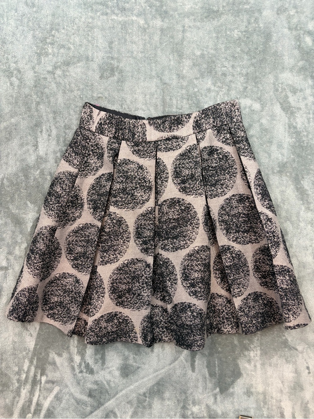 ALICE+OLIVIA skirt size 6 PLEAT DOT SKIRT